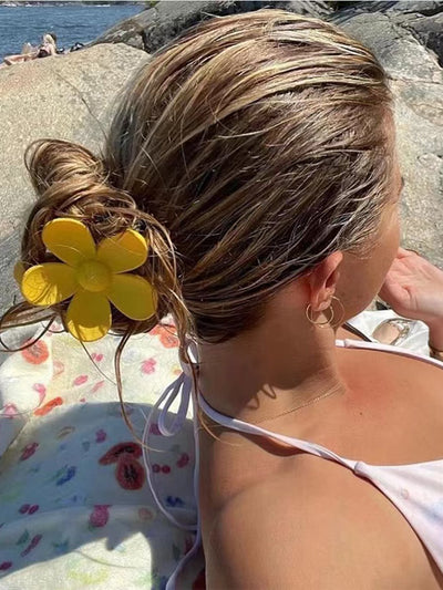 Haarklammer mit Blume Design